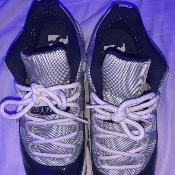 Georgetown Jordan 11s - Picture 2 of 4